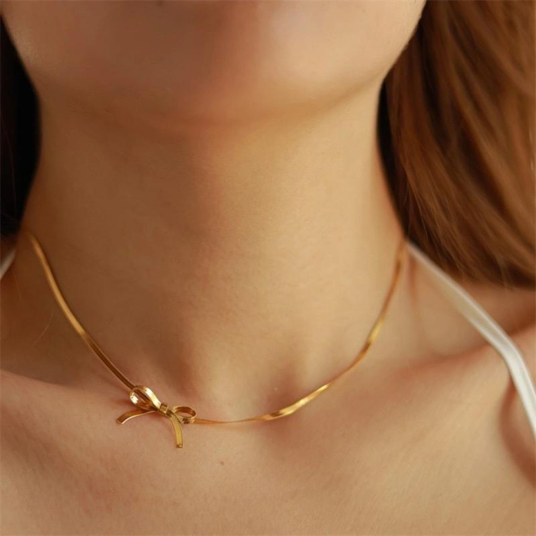 gold Bow Necklace 