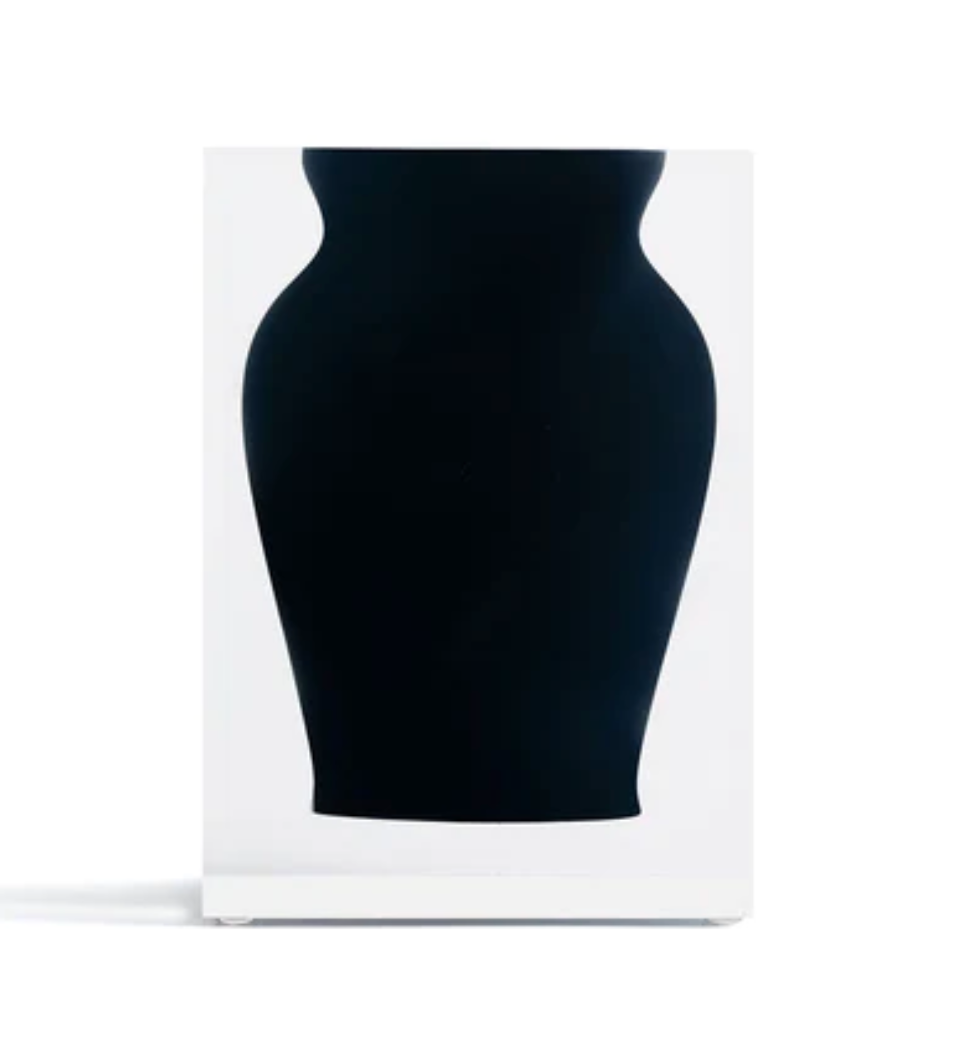 Black henry bud modern vase