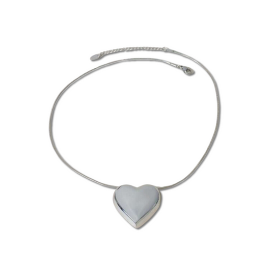 Silver necklace with a heart pendant