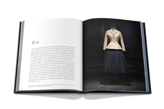DIOR Christian Dior 1947-1957 - Skye Flowers Design