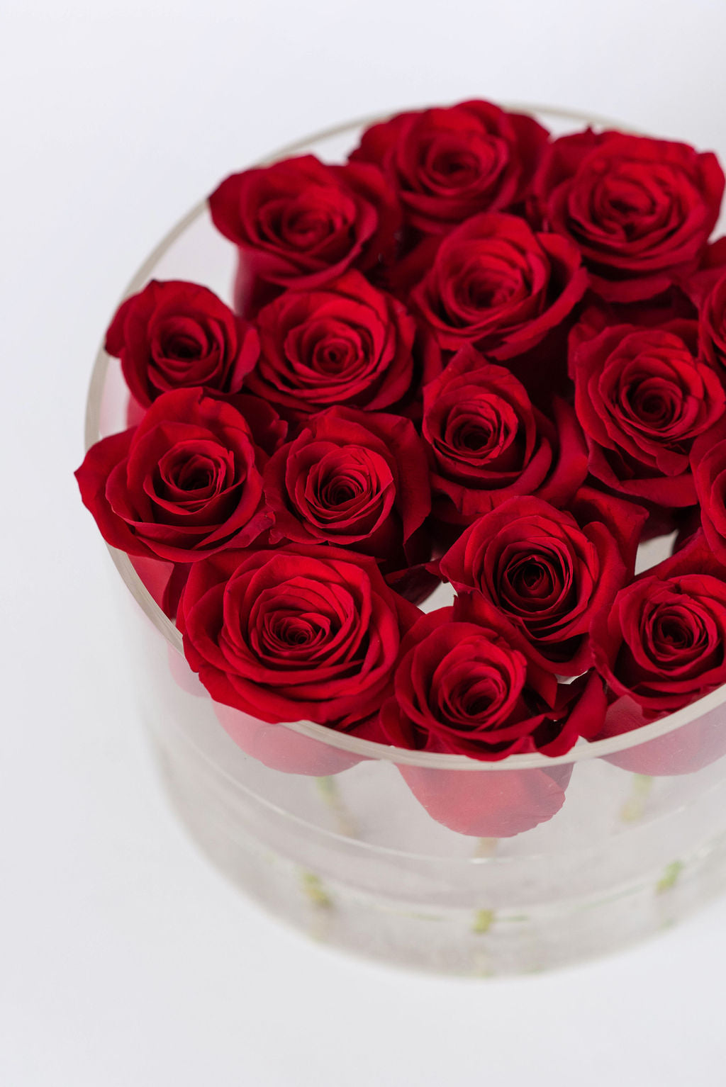 Round Fresh Rose Box - Romantic Red