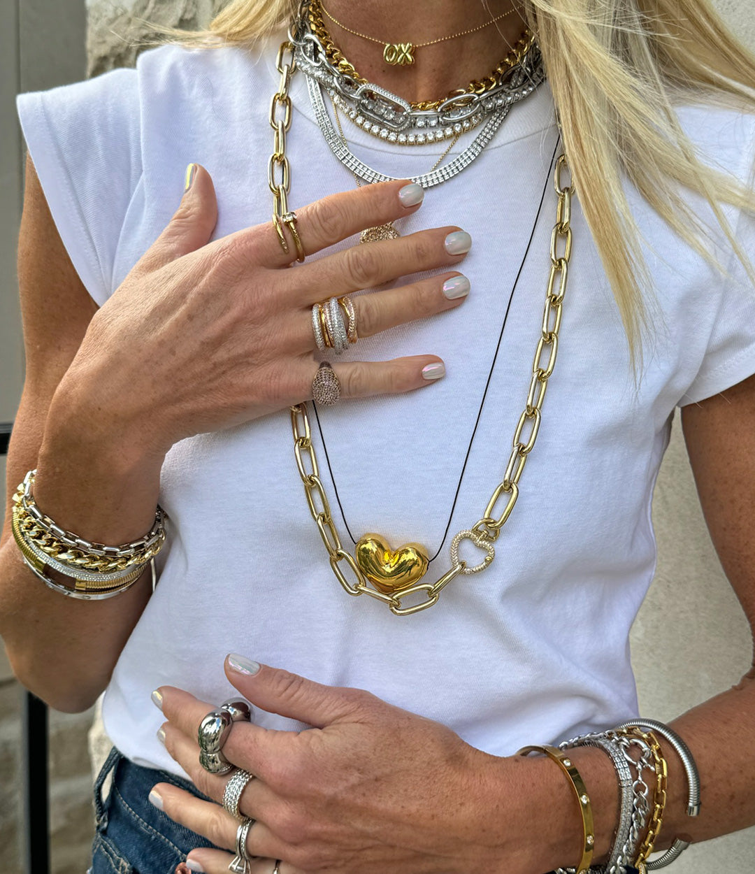 Gold and Silver Woman's Necklaces Canada