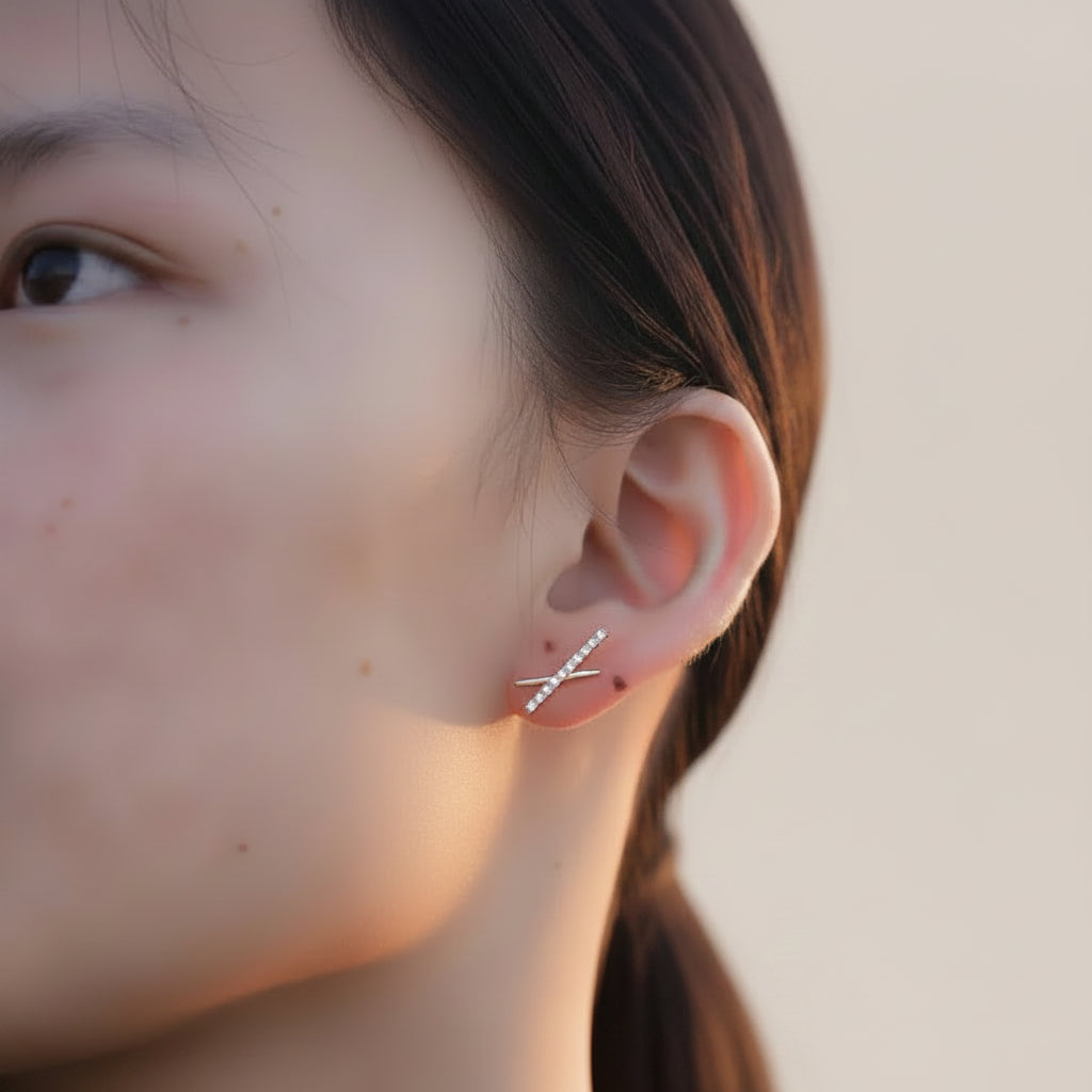 The Luxe Line Stud