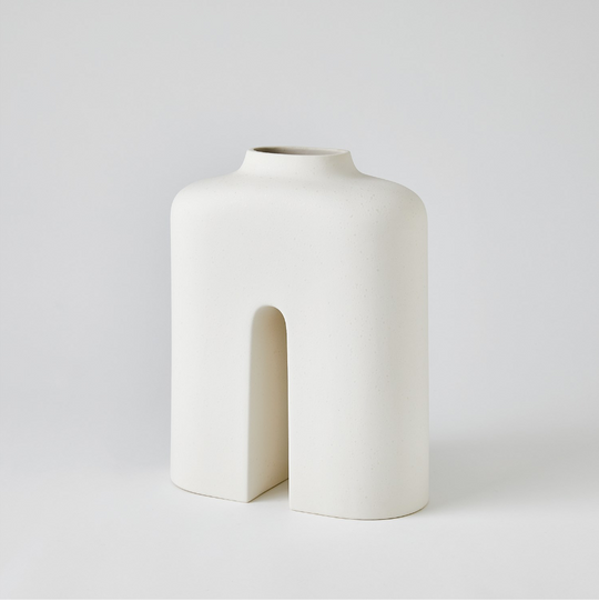 Guardian Vase White/Cream Collection