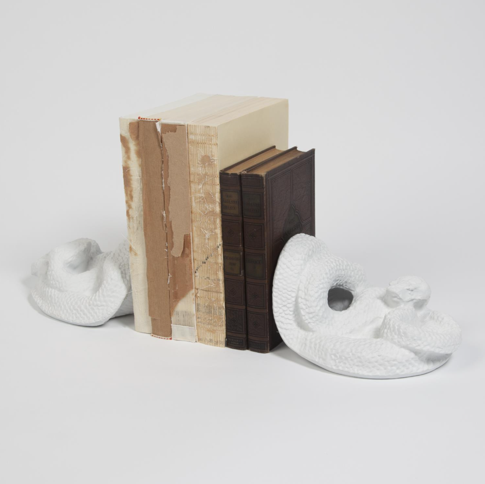 SNAKE BOOKENDS-MATTE WHITE