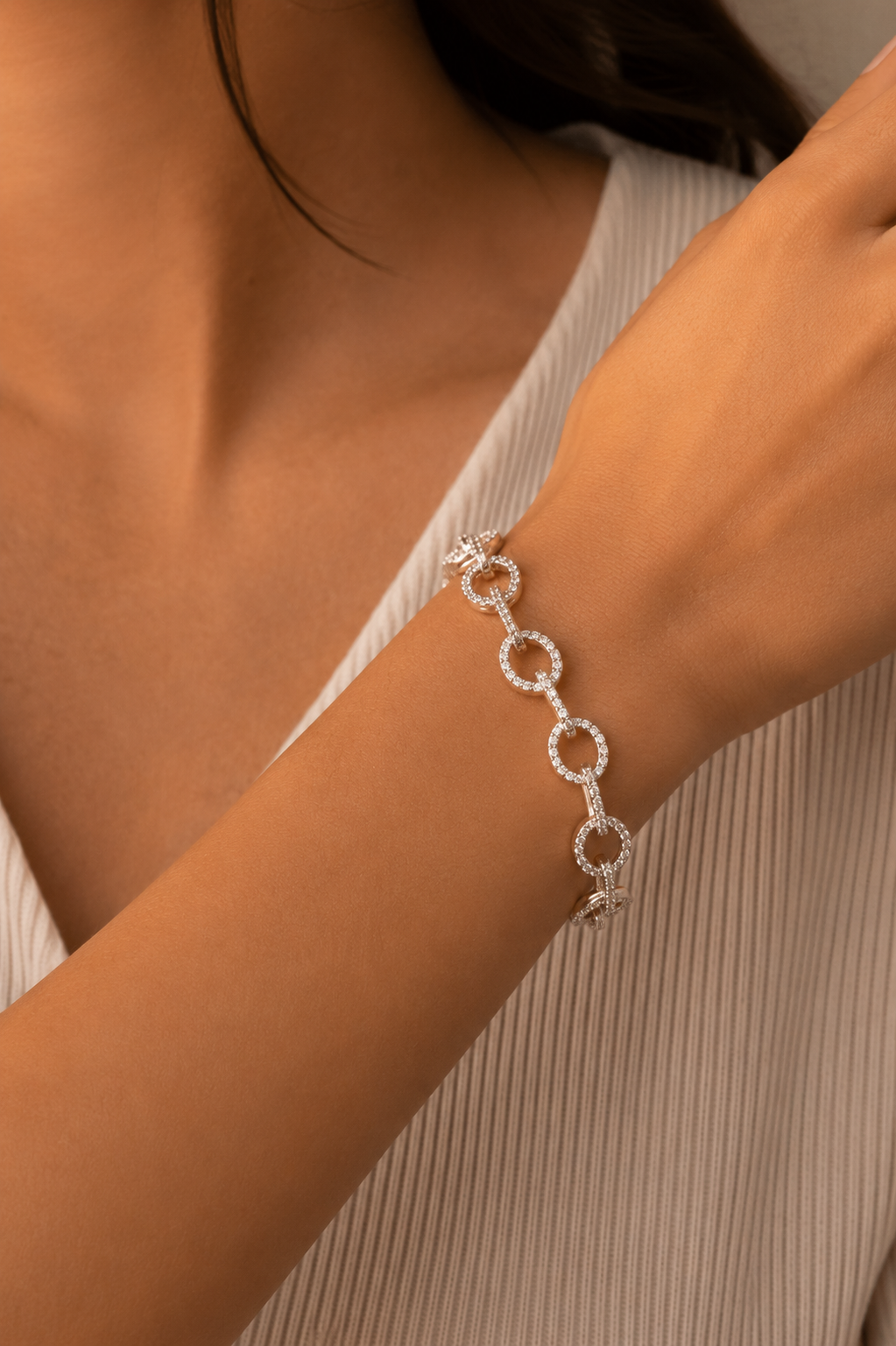 Diamond Circle Link Bracelet