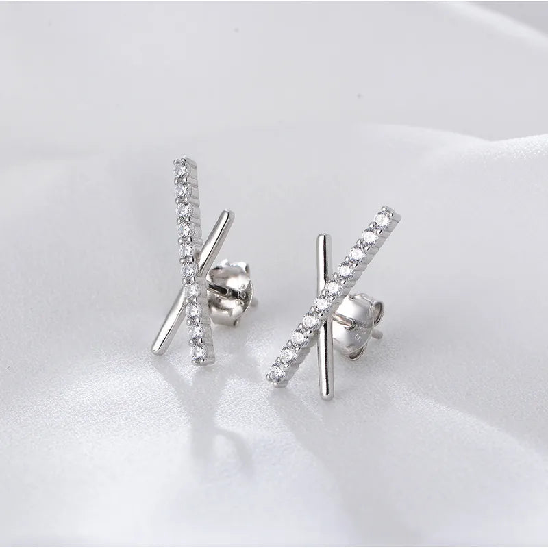 The Luxe Line Stud
