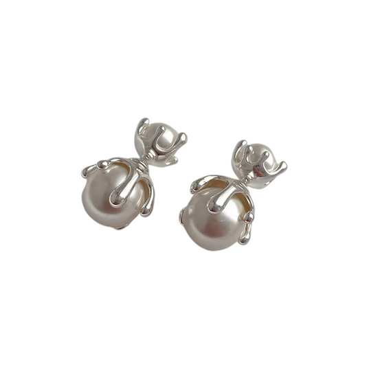 Pearl Drip Stud